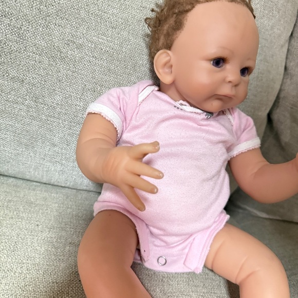 Ashton Drake Tasha Edenholm Lifelike Little Peanut Baby Doll 17" Weighted - Picture 2 of 12